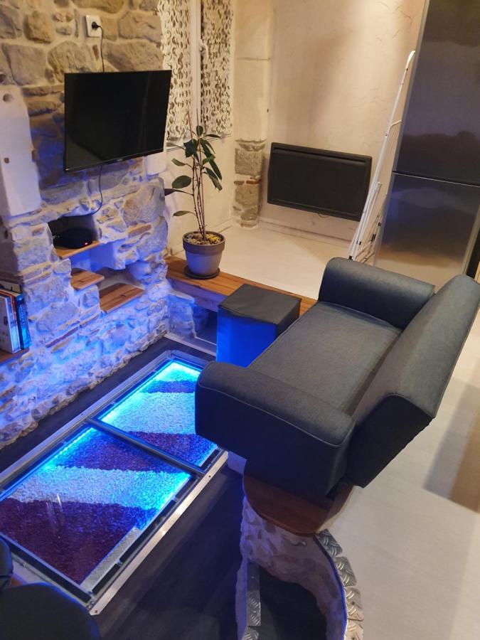 Racine De Pierre Apartment Castres  Bagian luar foto